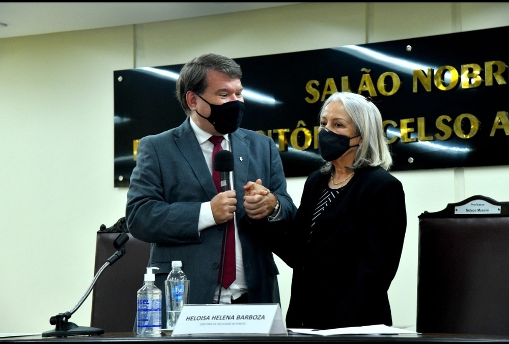 Uerj tem primeira mulher na direção da Faculdade de Direito após 87 anos