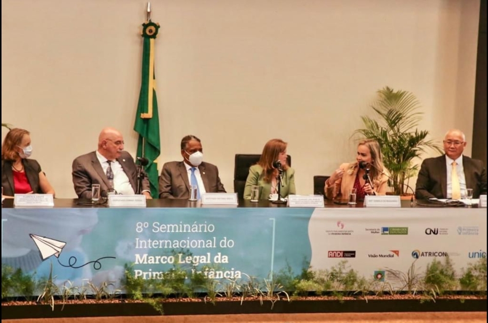 Deputada Daniela do Waguinho preside debates em seminário internacional sobre a primeira infância 