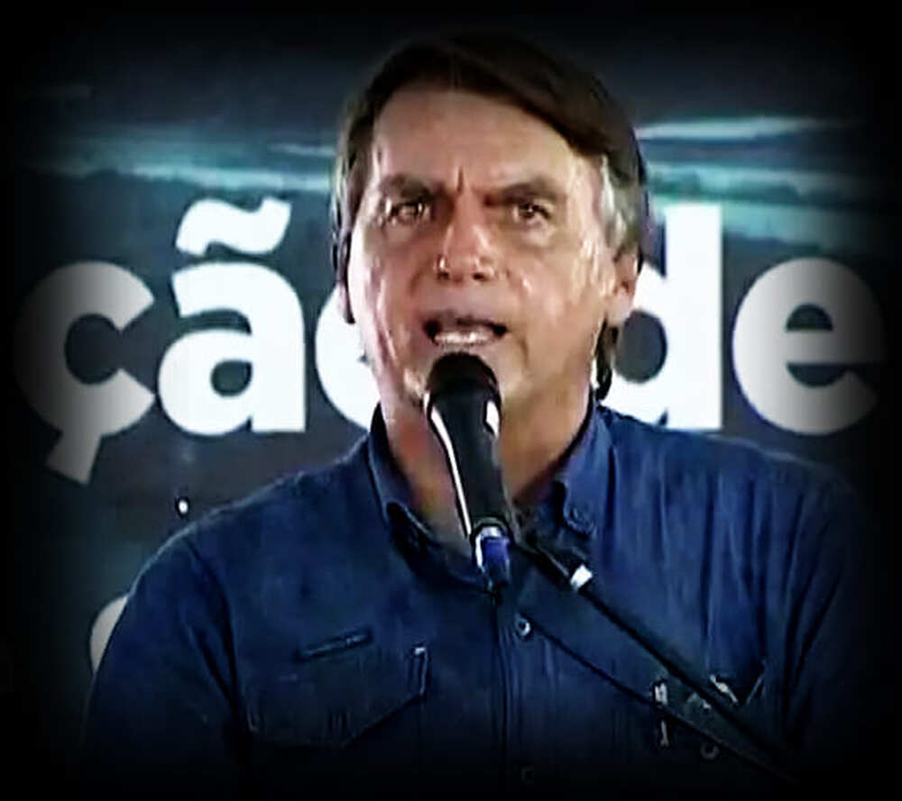 Ao defender “armar o povo pela liberdade”, Bolsonaro conspira contra o Estado brasileiro