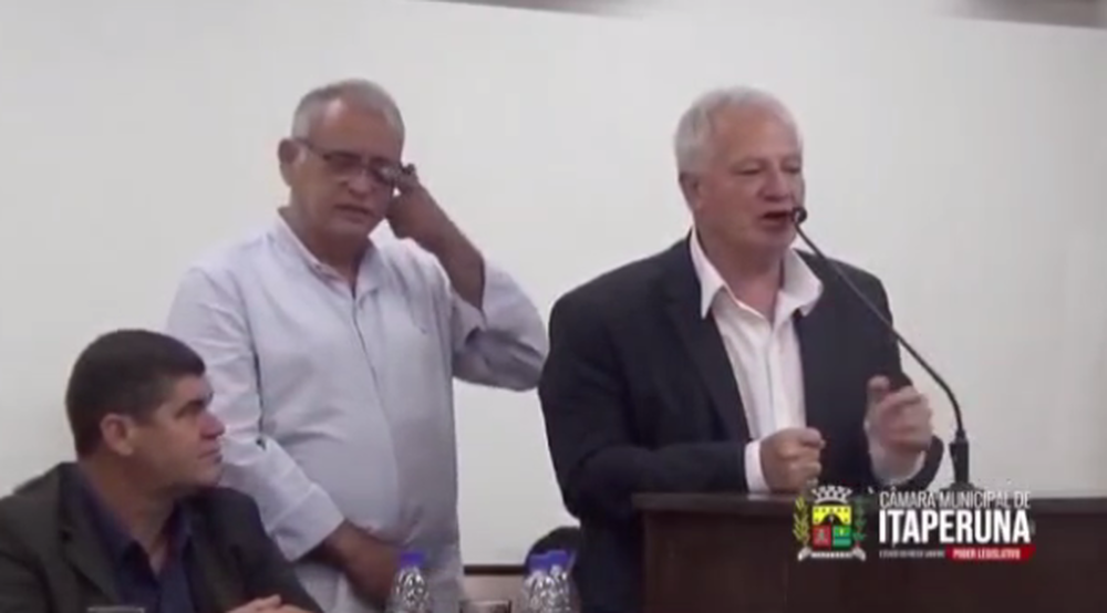 Prefeito de Itaperuna revela em vídeo, acordo político para nomear secretário