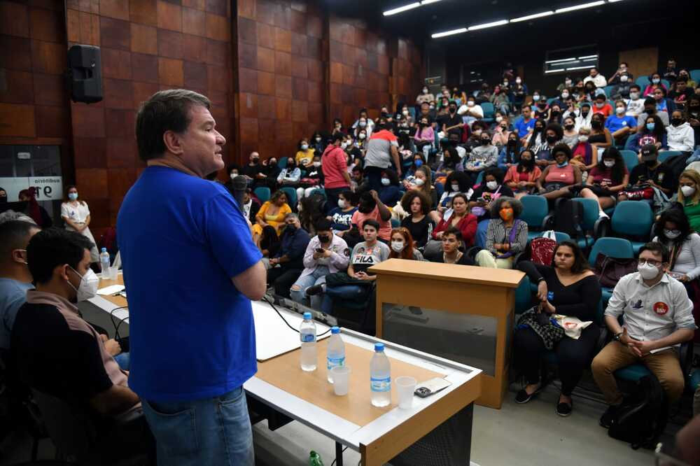 Debate sobre políticas públicas de inclusão lota Uerj