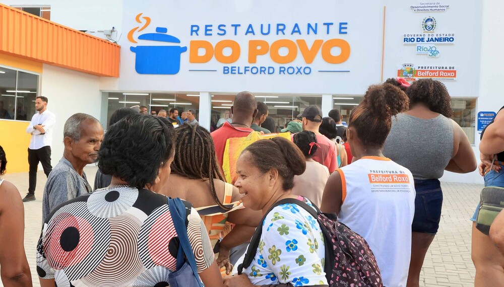 Cláudio Castro inaugura unidade do Restaurante do Povo em Belford Roxo