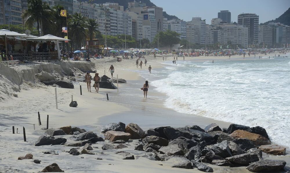 Frente fria chega ao Rio, e cidade entra em estágio de mobilização