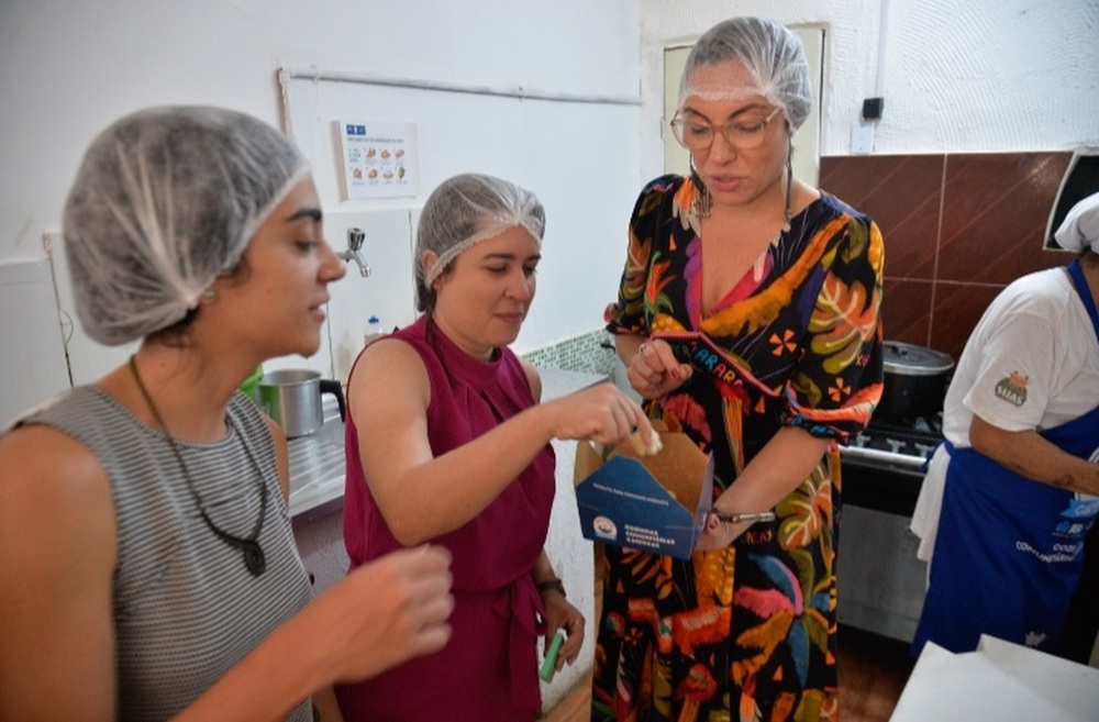 Representantes  da Prefeitura de Recife conhecem no Rio o programa prato feito carioca 