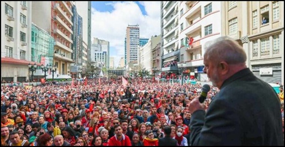  GOVERNO LULA: MST, MTST, CUT E UNE, cobram promessa durante a campanha