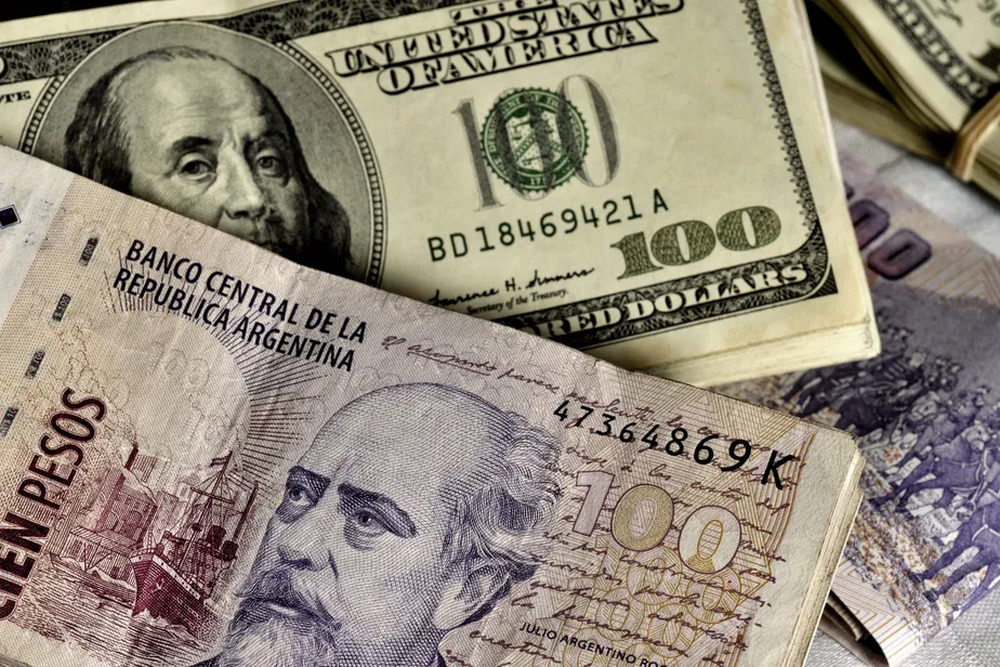 CRISE: Dólar e Bolsa fustigam a economia Argentina